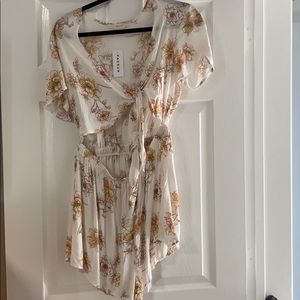 NWT La Hearts Romper